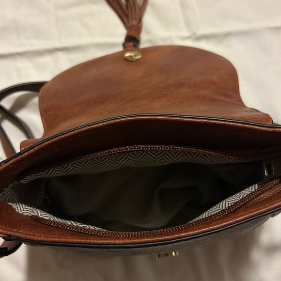 Jen & Co Penelope Crossbody - Picture 3 of 6